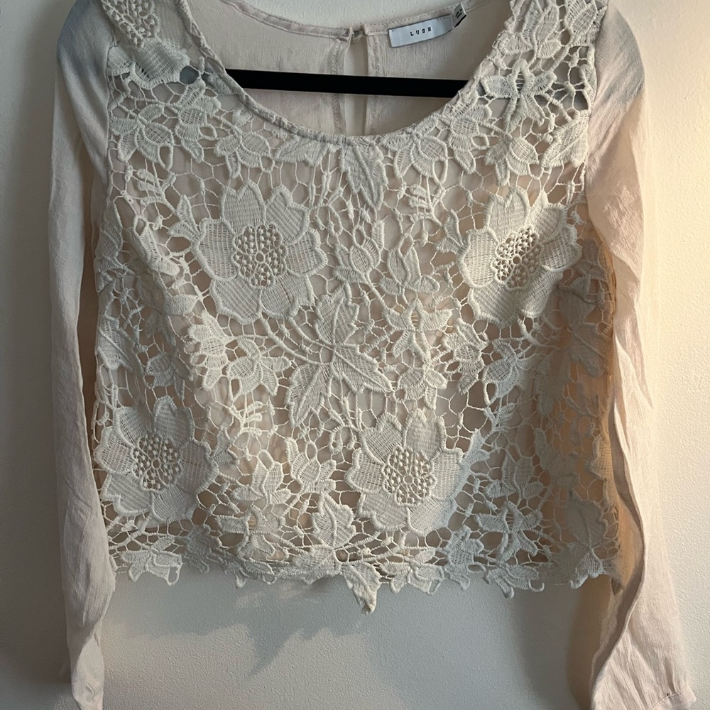 Elegant Lace Floral Top - Cream